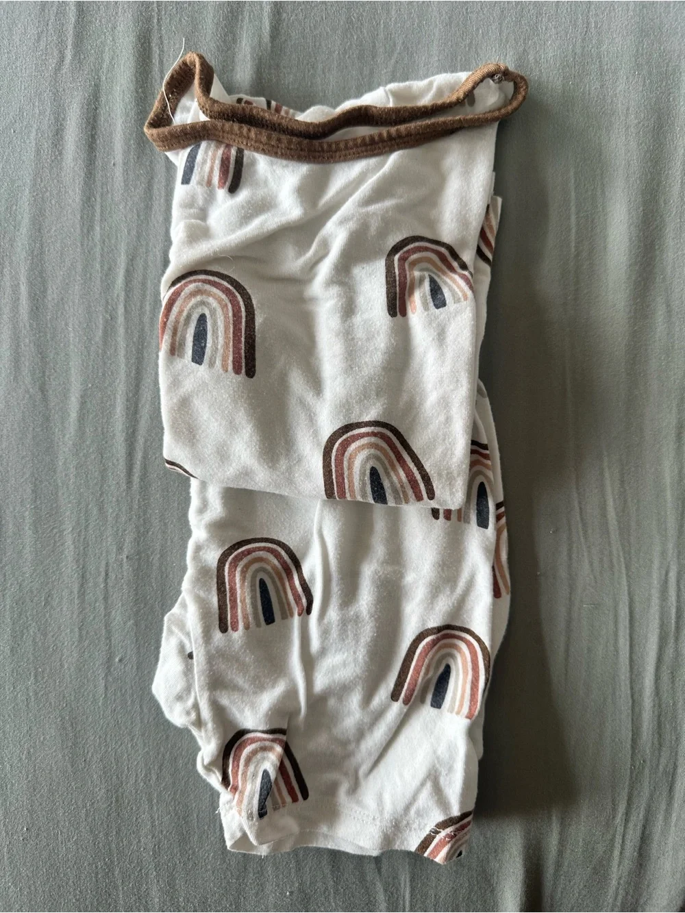 Kyte BABY Pajama Set with neutral Brown Rainbow Print